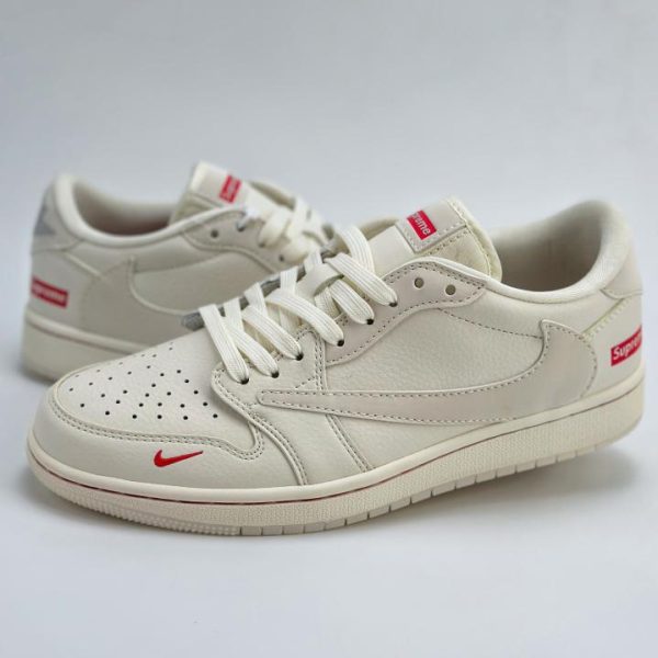 repliche,replica,perfette,siti di,affidabili,migliori siti,dove comprare,1:1,scarpe da ginnastica Collaborazione a tre tra Travis Scott x Nike Air Jordan 1 Low x Supreme