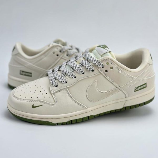 repliche,replica,perfette,siti di,affidabili,migliori siti,dove comprare,1:1,scarpe da ginnastica Nike SB Dunk Low x Serie Supreme