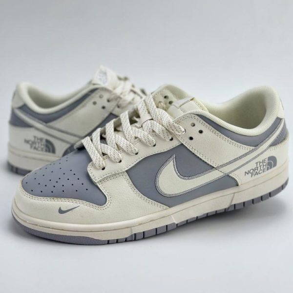 repliche,replica,perfette,siti di,affidabili,migliori siti,dove comprare,1:1,scarpe da ginnastica NIKE SB Dunk Low x The North Face