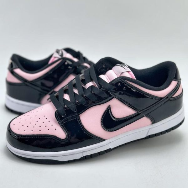 NIKE SB Dunk Low WSS Rosa Nero