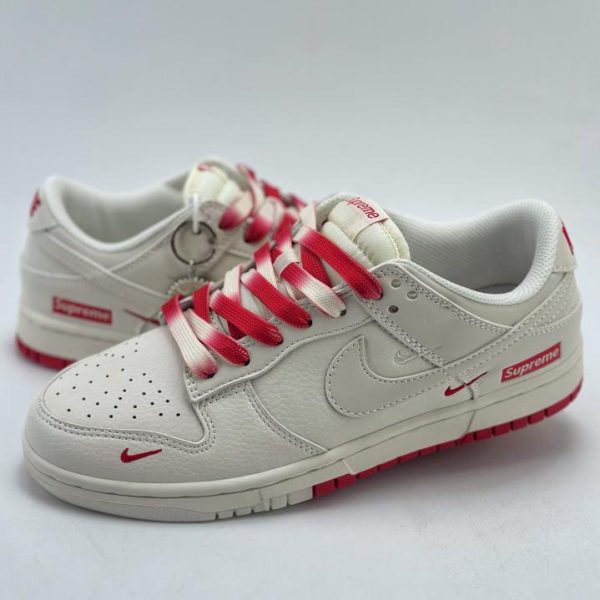 repliche,replica,perfette,siti di,affidabili,migliori siti,dove comprare,1:1,scarpe da ginnastica Nike SB Dunk Low x Serie Supreme