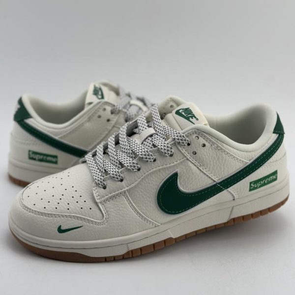 repliche,replica,perfette,siti di,affidabili,migliori siti,dove comprare,1:1,scarpe da ginnastica Nike SB Dunk Low x Serie Supreme