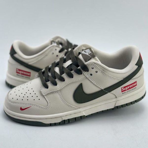 NIKE SB Dunk Low x Supreme x Balenciaga