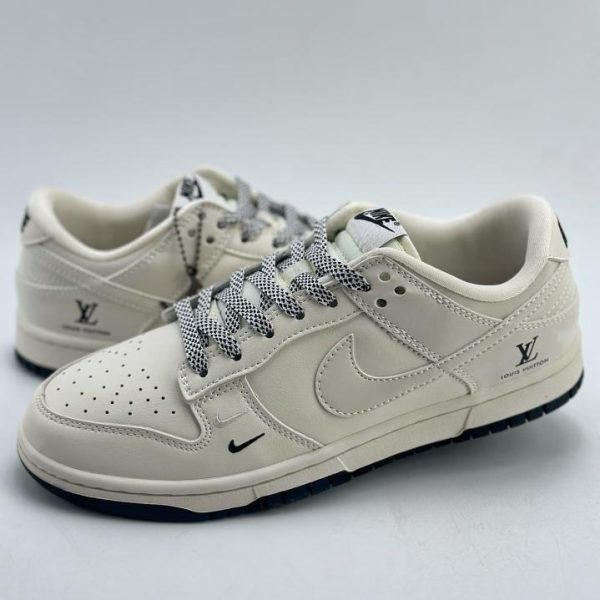 Collezione Nike SB Dunk Low x Louis Vuitton