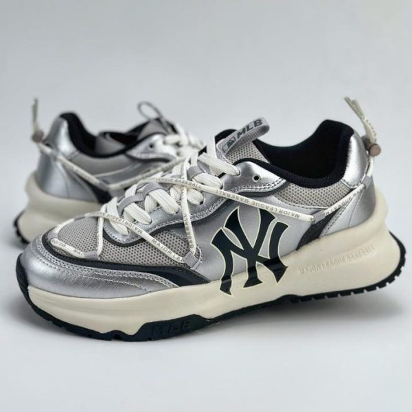 repliche,replica,perfette,siti di,affidabili,migliori siti,dove comprare,1:1,scarpe da ginnastica NY American Football Yankees x MLB Chunky Runner Scarpe da jogging sportive casual con suola spessa per papà con suola spessa