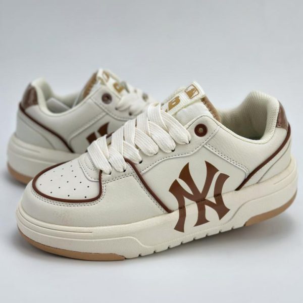 repliche,replica,perfette,siti di,affidabili,migliori siti,dove comprare,1:1,scarpe da ginnastica NY American Football Yankees x MLB Chunky Runner Scarpe da jogging sportive casual con suola spessa per papà con suola spessa