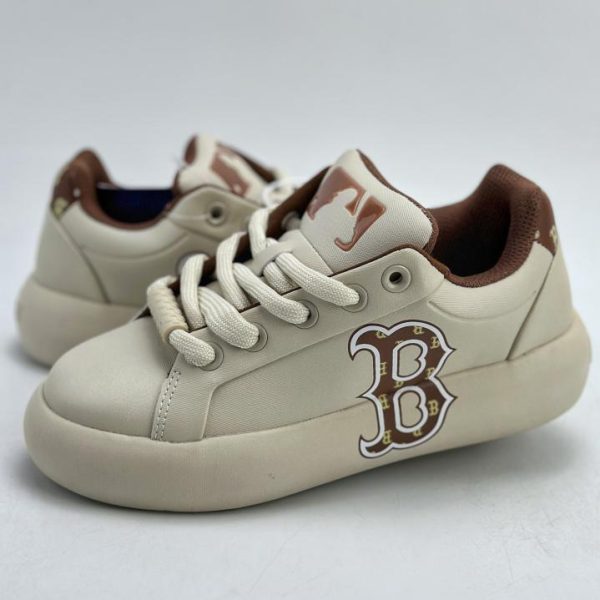 repliche,replica,perfette,siti di,affidabili,migliori siti,dove comprare,1:1,scarpe da ginnastica NY American Football Yankees x MLB Chunky Runner Scarpe da jogging sportive casual con suola spessa per papà con suola spessa