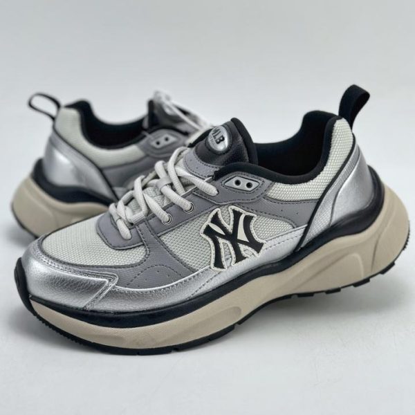 repliche,replica,perfette,siti di,affidabili,migliori siti,dove comprare,1:1,scarpe da ginnastica NY American Football Yankees x MLB Chunky Runner Scarpe da jogging sportive casual con suola spessa per papà con suola spessa