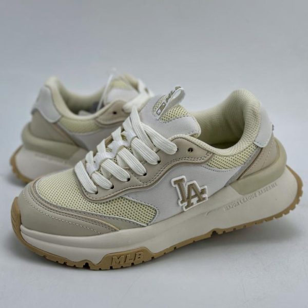 repliche,replica,perfette,siti di,affidabili,migliori siti,dove comprare,1:1,scarpe da ginnastica NY American Football Yankees x MLB Chunky Runner Scarpe da jogging sportive casual con suola spessa per papà con suola spessa