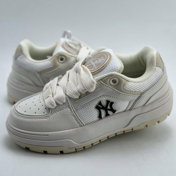 repliche,replica,perfette,siti di,affidabili,migliori siti,dove comprare,1:1,scarpe da ginnastica NY American Football Yankees x MLB Chunky Runner Scarpe da jogging sportive casual con suola spessa per papà con suola spessa