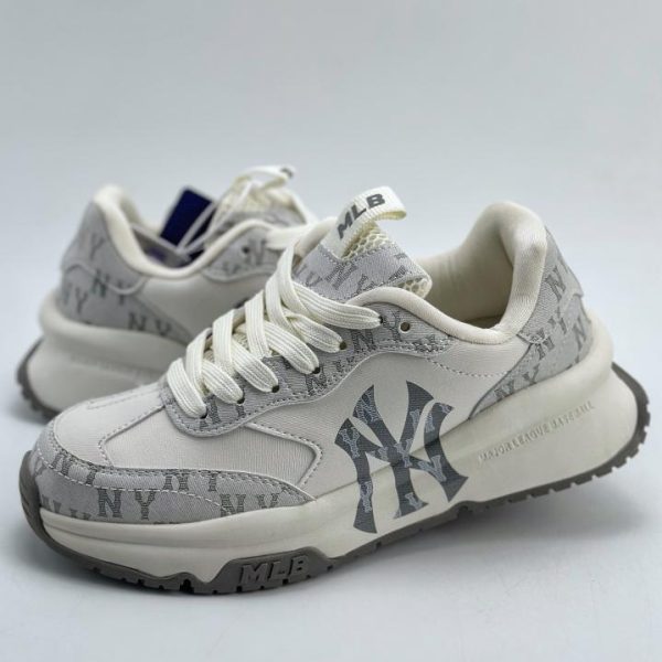 repliche,replica,perfette,siti di,affidabili,migliori siti,dove comprare,1:1,scarpe da ginnastica NY American Football Yankees x MLB Chunky Runner Scarpe da jogging sportive casual con suola spessa per papà con suola spessa