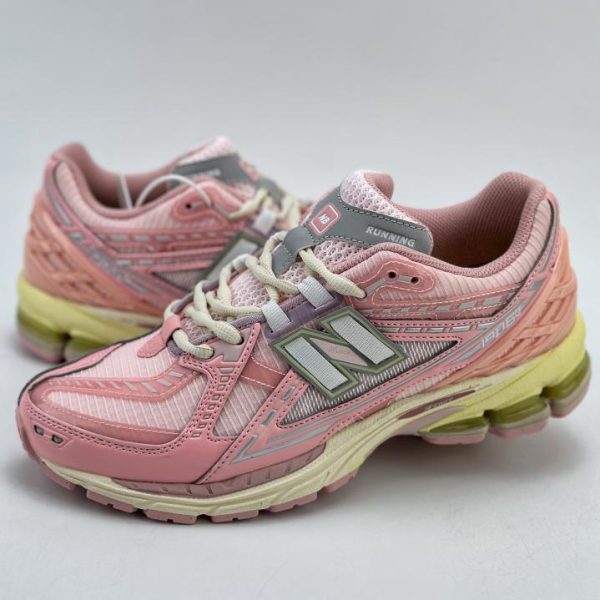 repliche,replica,perfette,siti di,affidabili,migliori siti,dove comprare,1:1,scarpe da ginnastica New Balance M1906 serie di articoli retrò tesoro scarpe papà
