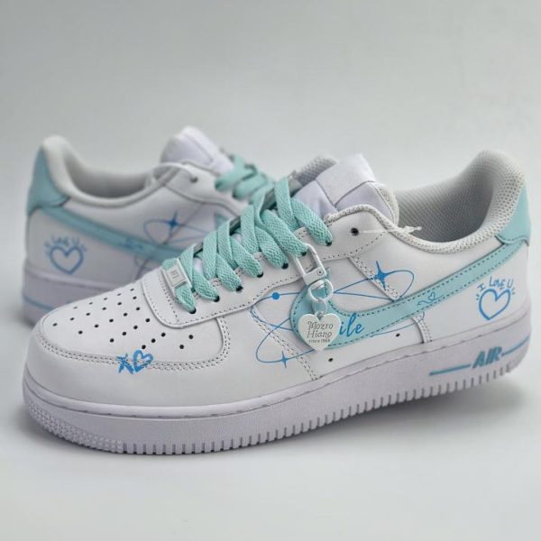 repliche,replica,perfette,siti di,affidabili,migliori siti,dove comprare,1:1,scarpe da ginnastica Nike Air Force 1 Low serie 07