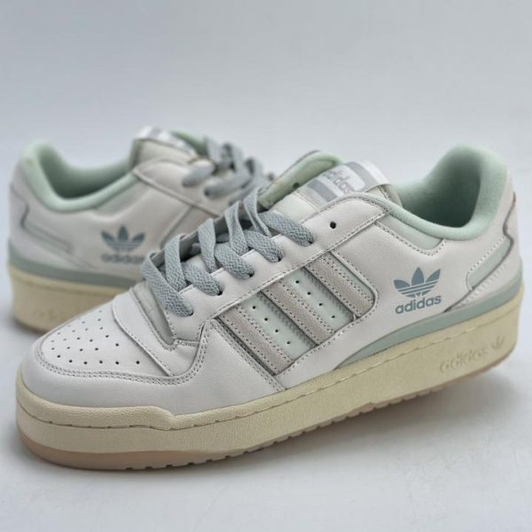 repliche,replica,perfette,siti di,affidabili,migliori siti,dove comprare,1:1,scarpe da ginnastica Adidas Forum Low BOLD STRIPES W trifoglio basso