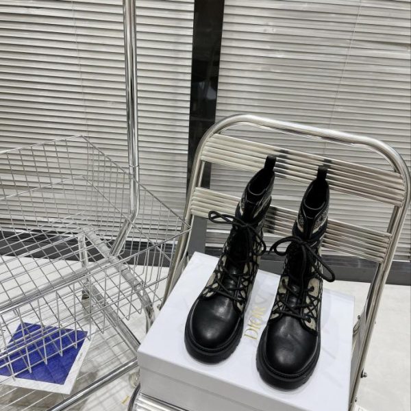 repliche,replica,perfette,siti di,affidabili,migliori siti,dove comprare,1:1,scarpe da ginnastica Dior CD stivali autunnali e invernali stivali da lavoro retrò