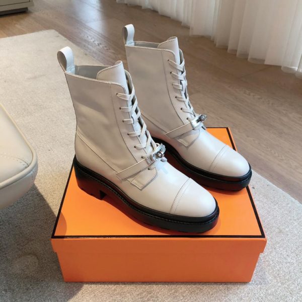 Hermes una serie Eclair