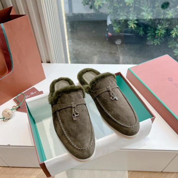 repliche,replica,perfette,siti di,affidabili,migliori siti,dove comprare,1:1,scarpe da ginnastica Mocassini classici piatti con punta pelosa di Loro Pian