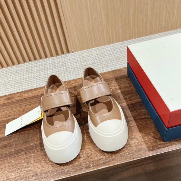 repliche,replica,perfette,siti di,affidabili,migliori siti,dove comprare,1:1,scarpe da ginnastica Marni nuove scarpe Mary Jane da donna con punta larga
