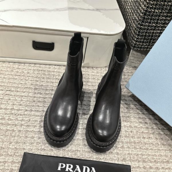 Stivaletti Chelsea Prada con suola spessa