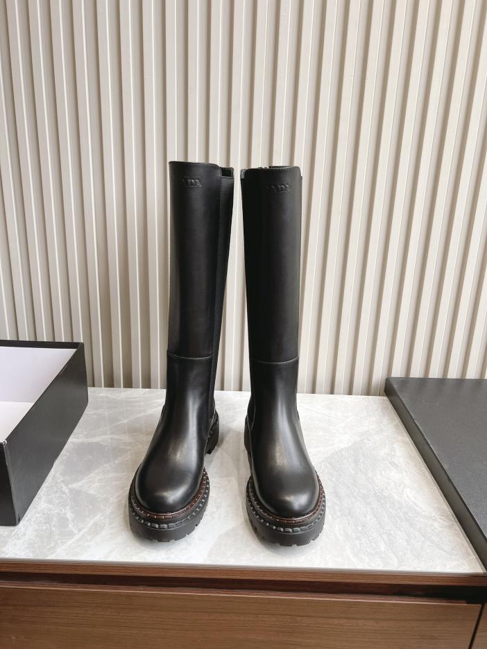 repliche,replica,perfette,siti di,affidabili,migliori siti,dove comprare,1:1,scarpe da ginnastica (Versione top) Nuovi stivali da passerella autunno inverno Prada repliche,replica,perfette,siti di,affidabili,migliori siti,dove comprare,1:1,scarpe da ginnastica (Versione top) Nuovi stivali da passerella autunno inverno Prada