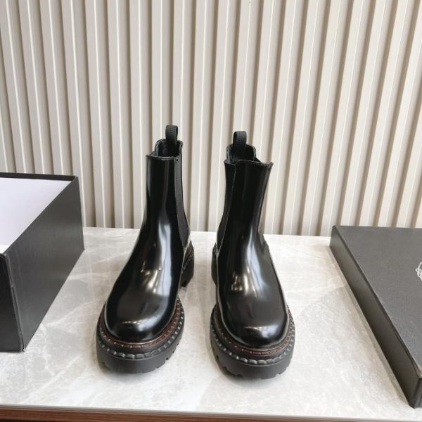 repliche,replica,perfette,siti di,affidabili,migliori siti,dove comprare,1:1,scarpe da ginnastica (Versione top) Nuovi stivali da passerella autunno inverno Prada