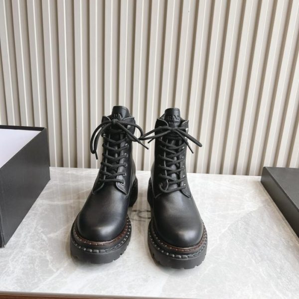 repliche,replica,perfette,siti di,affidabili,migliori siti,dove comprare,1:1,scarpe da ginnastica (Versione top) Nuovi stivali da passerella autunno inverno Prada