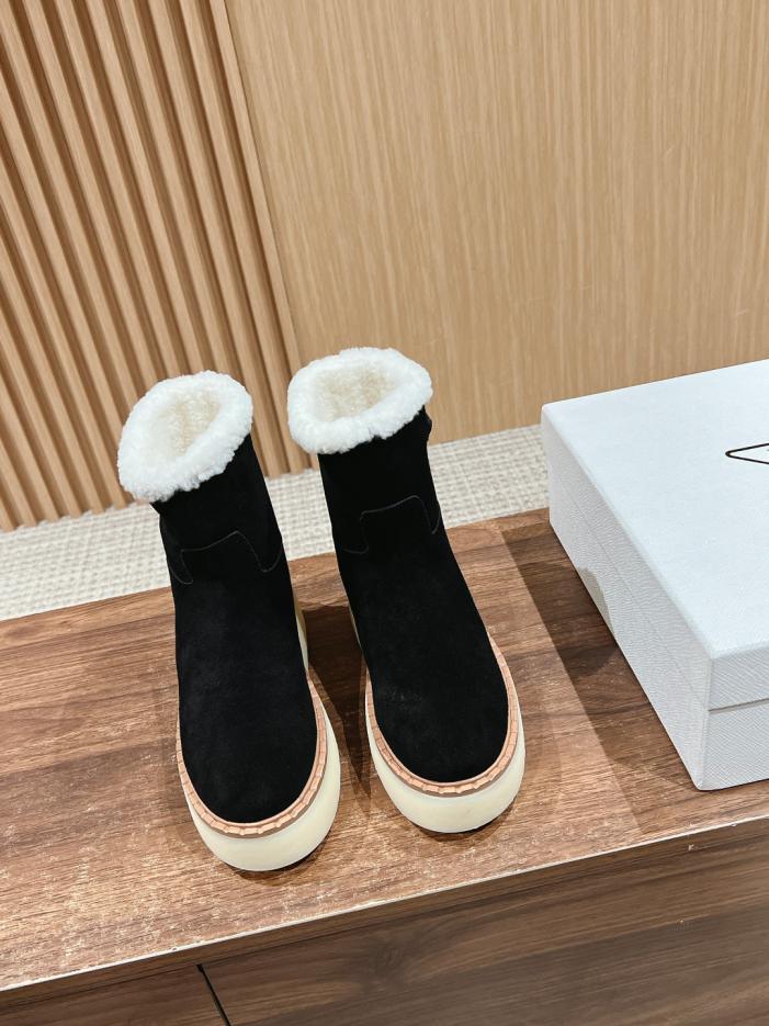 repliche,replica,perfette,siti di,affidabili,migliori siti,dove comprare,1:1,scarpe da ginnastica Prada nuovi stivali con suola spessa con logo triangolo autunno e inverno repliche,replica,perfette,siti di,affidabili,migliori siti,dove comprare,1:1,scarpe da ginnastica Prada nuovi stivali con suola spessa con logo triangolo autunno e inverno