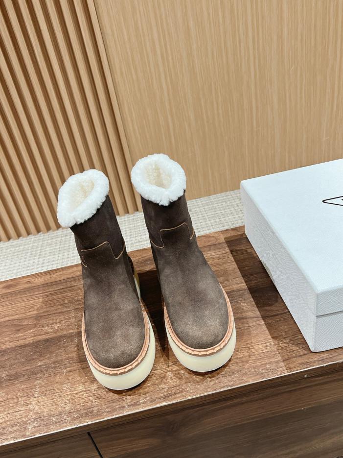 repliche,replica,perfette,siti di,affidabili,migliori siti,dove comprare,1:1,scarpe da ginnastica Prada nuovi stivali con suola spessa con logo triangolo autunno e inverno repliche,replica,perfette,siti di,affidabili,migliori siti,dove comprare,1:1,scarpe da ginnastica Prada nuovi stivali con suola spessa con logo triangolo autunno e inverno