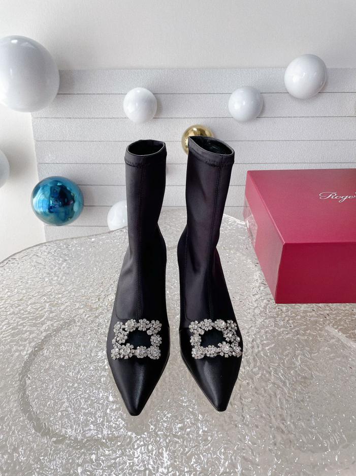 repliche,replica,perfette,siti di,affidabili,migliori siti,dove comprare,1:1,scarpe da ginnastica Roger Vivier nuovi stivaletti con fibbia fiocco di neve autunno e inverno