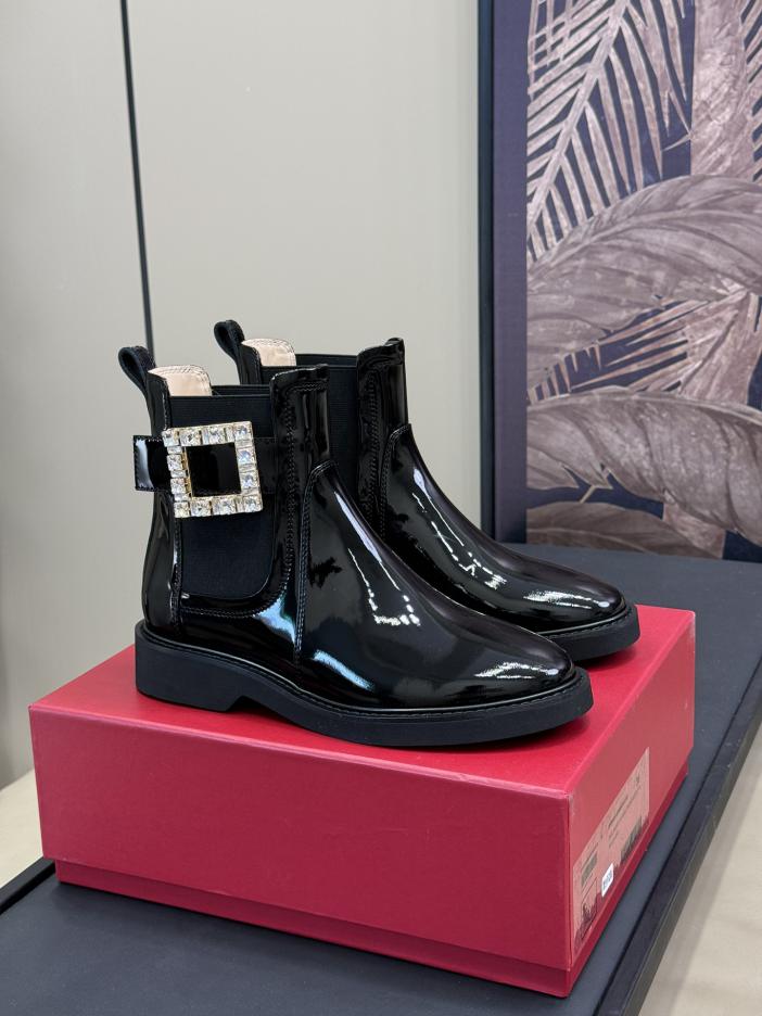 repliche,replica,perfette,siti di,affidabili,migliori siti,dove comprare,1:1,scarpe da ginnastica Stivaletti Chelsea Roger Vivier con fibbia quadrata