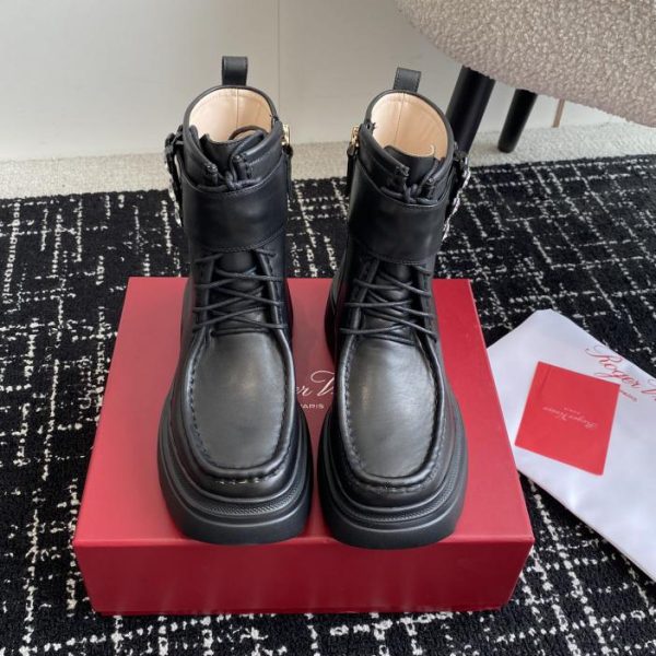 repliche,replica,perfette,siti di,affidabili,migliori siti,dove comprare,1:1,scarpe da ginnastica Stivaletti Chelsea di Roger Vivier