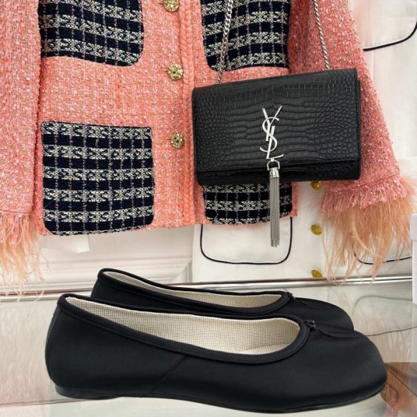 repliche,replica,perfette,siti di,affidabili,migliori siti,dove comprare,1:1,scarpe da ginnastica Maison Margiela｜Scarpe retrò MM6 con punta divisa
