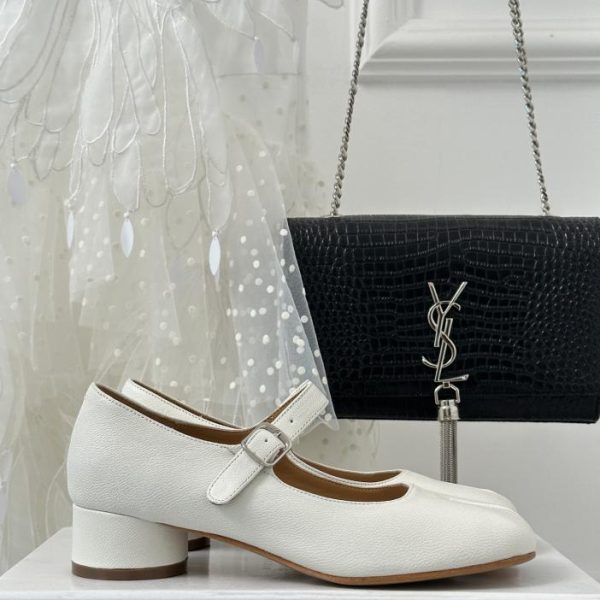 repliche,replica,perfette,siti di,affidabili,migliori siti,dove comprare,1:1,scarpe da ginnastica Maison Margiela｜Scarpe retrò MM6 con punta divisa