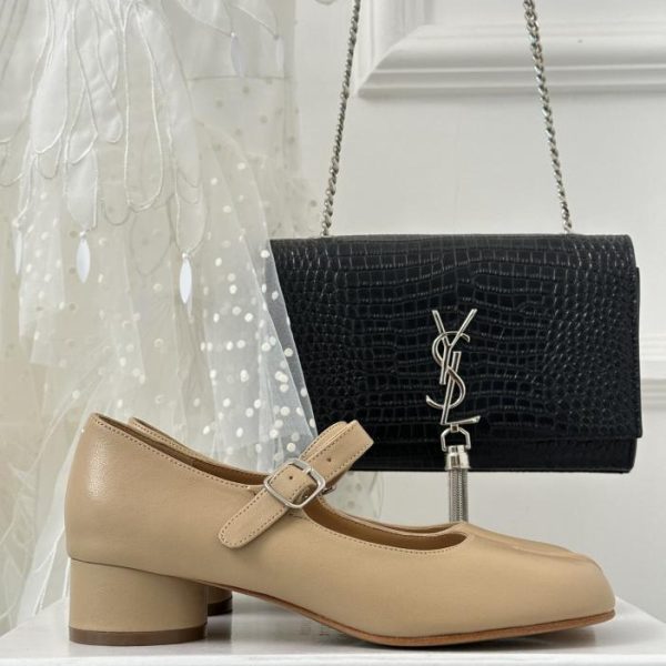 repliche,replica,perfette,siti di,affidabili,migliori siti,dove comprare,1:1,scarpe da ginnastica Maison Margiela｜Scarpe retrò MM6 con punta divisa