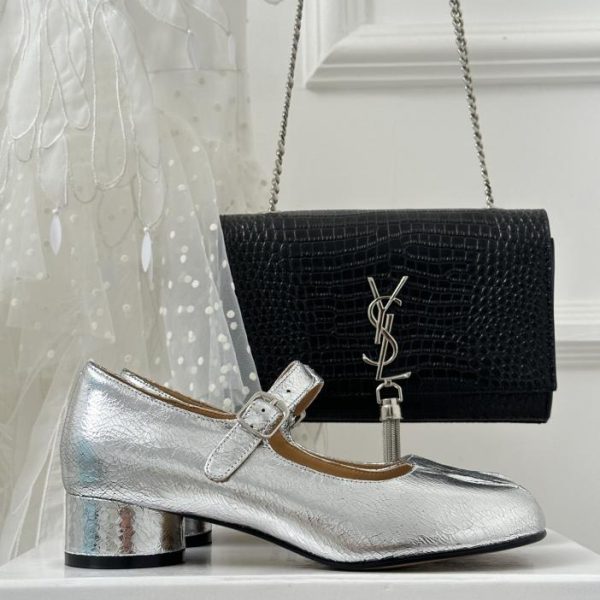 repliche,replica,perfette,siti di,affidabili,migliori siti,dove comprare,1:1,scarpe da ginnastica Maison Margiela｜Scarpe retrò MM6 con punta divisa