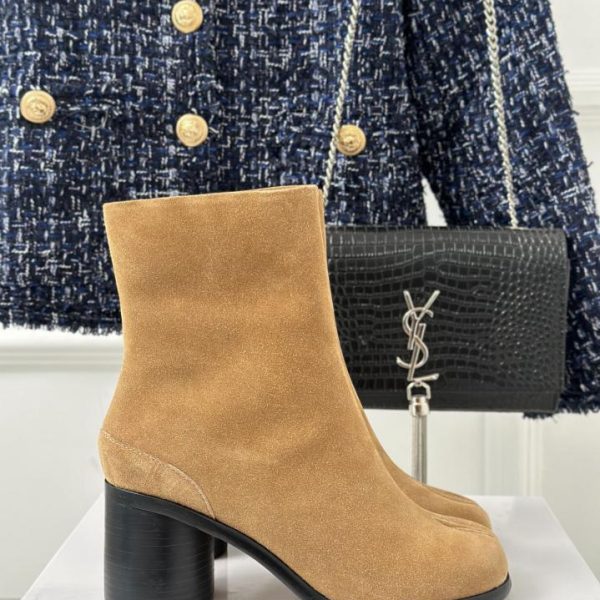 repliche,replica,perfette,siti di,affidabili,migliori siti,dove comprare,1:1,scarpe da ginnastica Maison Margiela｜Stivali corti retrò con tacco grosso e punta divisa MM6