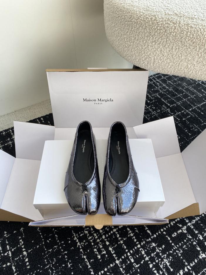 repliche,replica,perfette,siti di,affidabili,migliori siti,dove comprare,1:1,scarpe da ginnastica Maison Margiela丨MM6 scarpe con punta divisa plissettata repliche,replica,perfette,siti di,affidabili,migliori siti,dove comprare,1:1,scarpe da ginnastica Maison Margiela丨MM6 scarpe con punta divisa plissettata