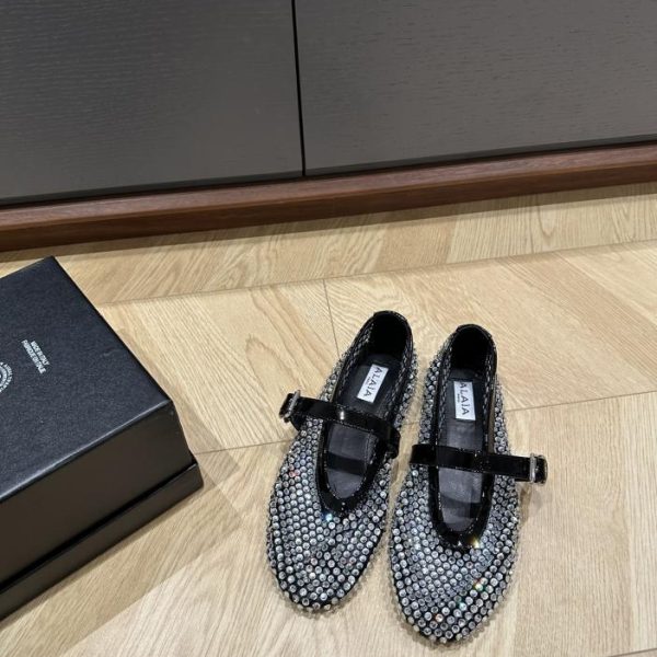 repliche,replica,perfette,siti di,affidabili,migliori siti,dove comprare,1:1,scarpe da ginnastica Le famose scarpe da ballo del marchio di moda francese Alai