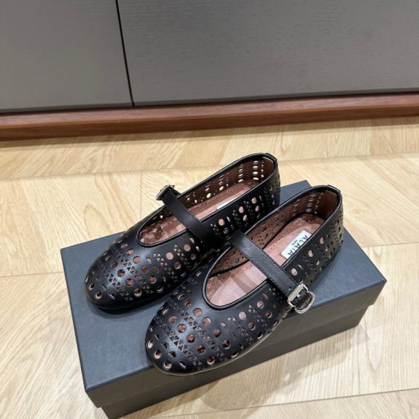 repliche,replica,perfette,siti di,affidabili,migliori siti,dove comprare,1:1,scarpe da ginnastica Le famose scarpe da ballo del marchio di moda francese Alai