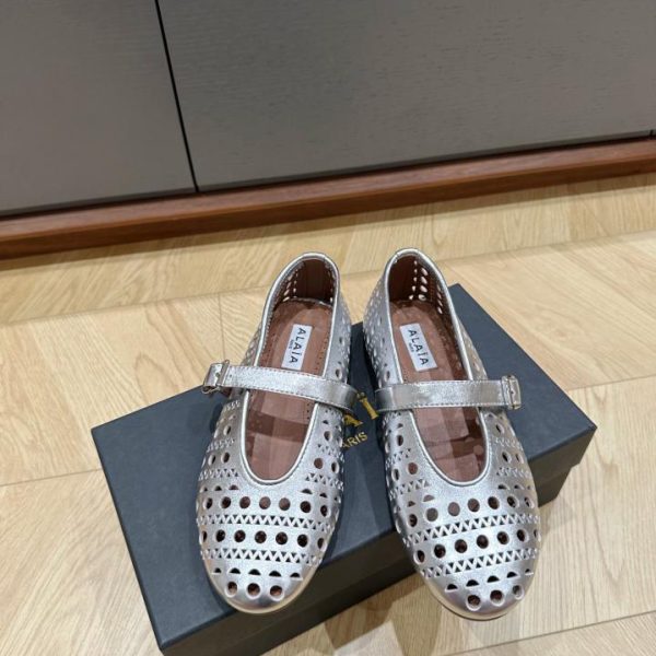 repliche,replica,perfette,siti di,affidabili,migliori siti,dove comprare,1:1,scarpe da ginnastica Le famose scarpe da ballo del marchio di moda francese Alai