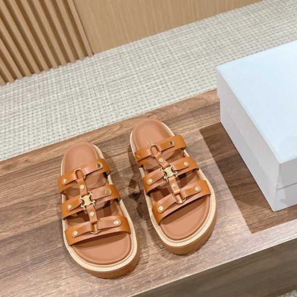 repliche,replica,perfette,siti di,affidabili,migliori siti,dove comprare,1:1,scarpe da ginnastica [Versione top] Le nuove pantofole con la suola spessa di Celine