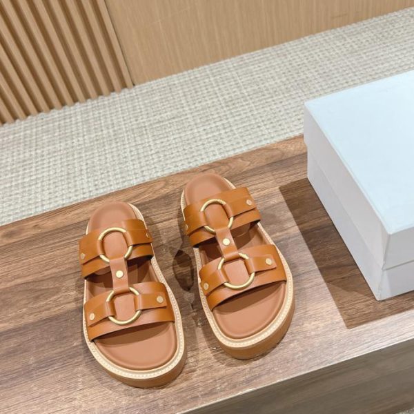 repliche,replica,perfette,siti di,affidabili,migliori siti,dove comprare,1:1,scarpe da ginnastica [Versione top] Le nuove pantofole con la suola spessa di Celine