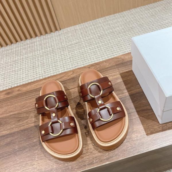 repliche,replica,perfette,siti di,affidabili,migliori siti,dove comprare,1:1,scarpe da ginnastica [Versione top] Le nuove pantofole con la suola spessa di Celine