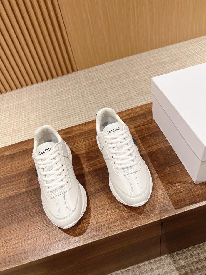 repliche,replica,perfette,siti di,affidabili,migliori siti,dove comprare,1:1,scarpe da ginnastica [Versione top] Celine sfila sulle nuove scarpe da papà con la suola spessa