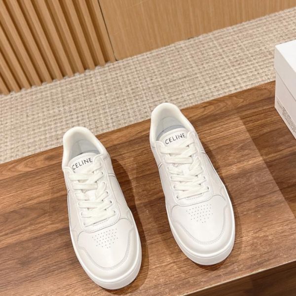 repliche,replica,perfette,siti di,affidabili,migliori siti,dove comprare,1:1,scarpe da ginnastica Le nuove scarpe bianche a righe a contrasto di Celine