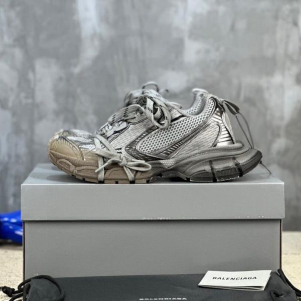 Balenciaga nona generazione ultima