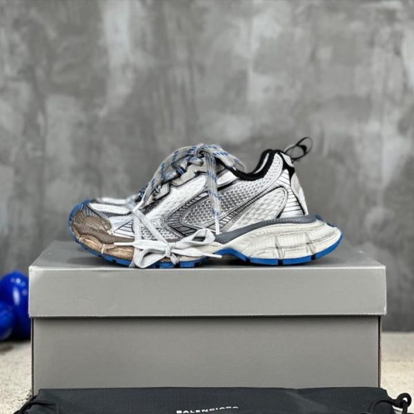 Balenciaga nona generazione ultima