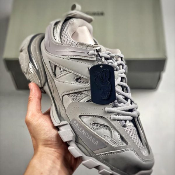 Balenciaga3.0 scarpe concept outdoor di terza generazione
