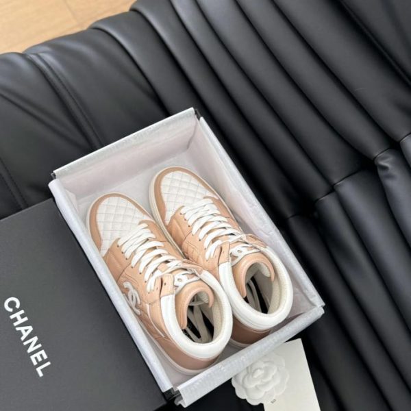 [Versione top] Nuove scarpe casual esclusive di Chanel
