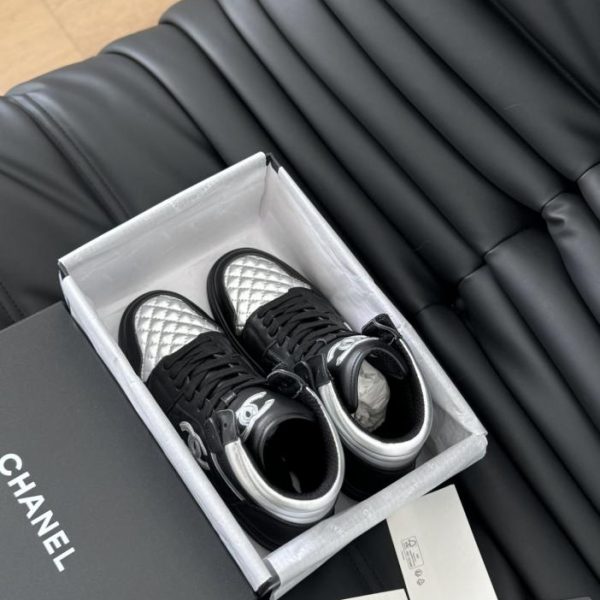 [Versione top] Nuove scarpe casual esclusive di Chanel